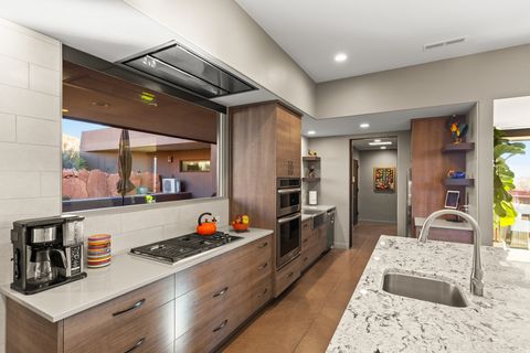 Tiny photo for 864 N SIHU WAY, Ivins, UT 84738 (MLS # 2127765)