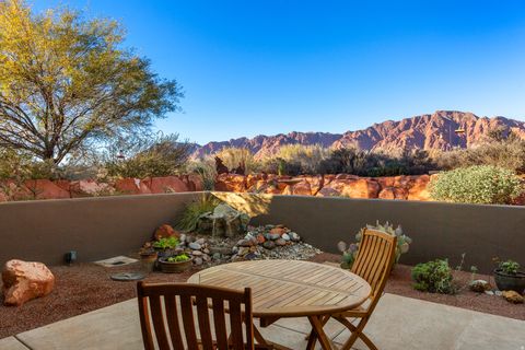 Tiny photo for 864 N SIHU WAY, Ivins, UT 84738 (MLS # 2127765)