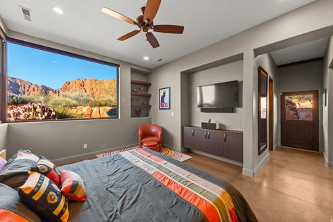 Tiny photo for 864 N SIHU WAY, Ivins, UT 84738 (MLS # 2127765)