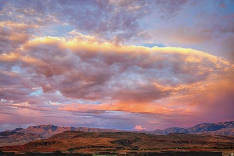 Tiny photo for 864 N SIHU WAY, Ivins, UT 84738 (MLS # 2127765)