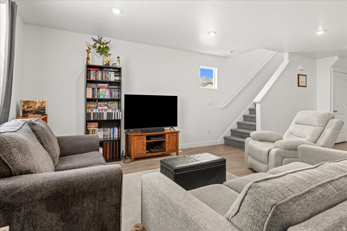 WESTERN ACRES - Residential