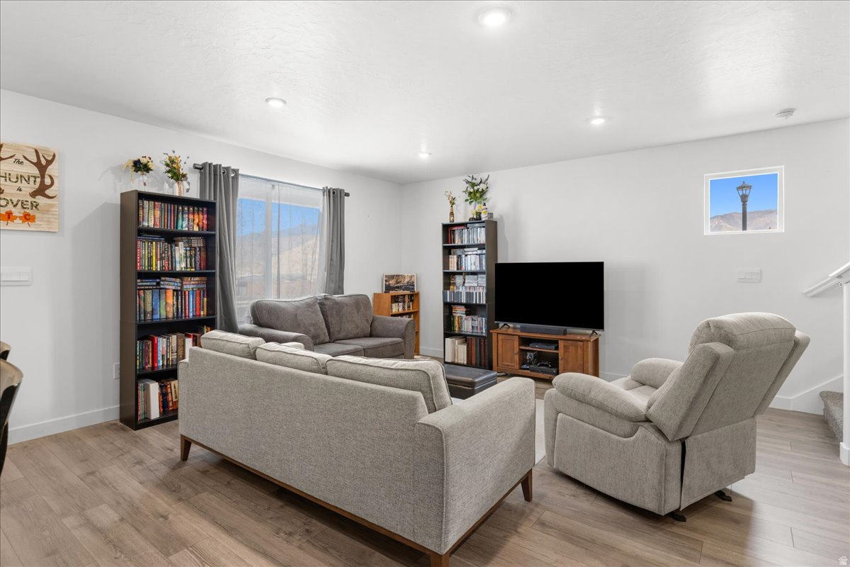 WESTERN ACRES - Residential