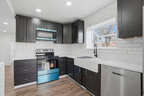 Tiny photo for 2993 S 600 E, Salt Lake City, UT 84106 (MLS # 2143034)