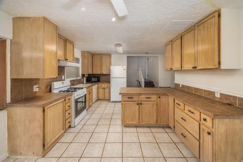 Tiny photo for 461 DIAGONAL ST, Saint George, UT 84770 (MLS # 2147506)