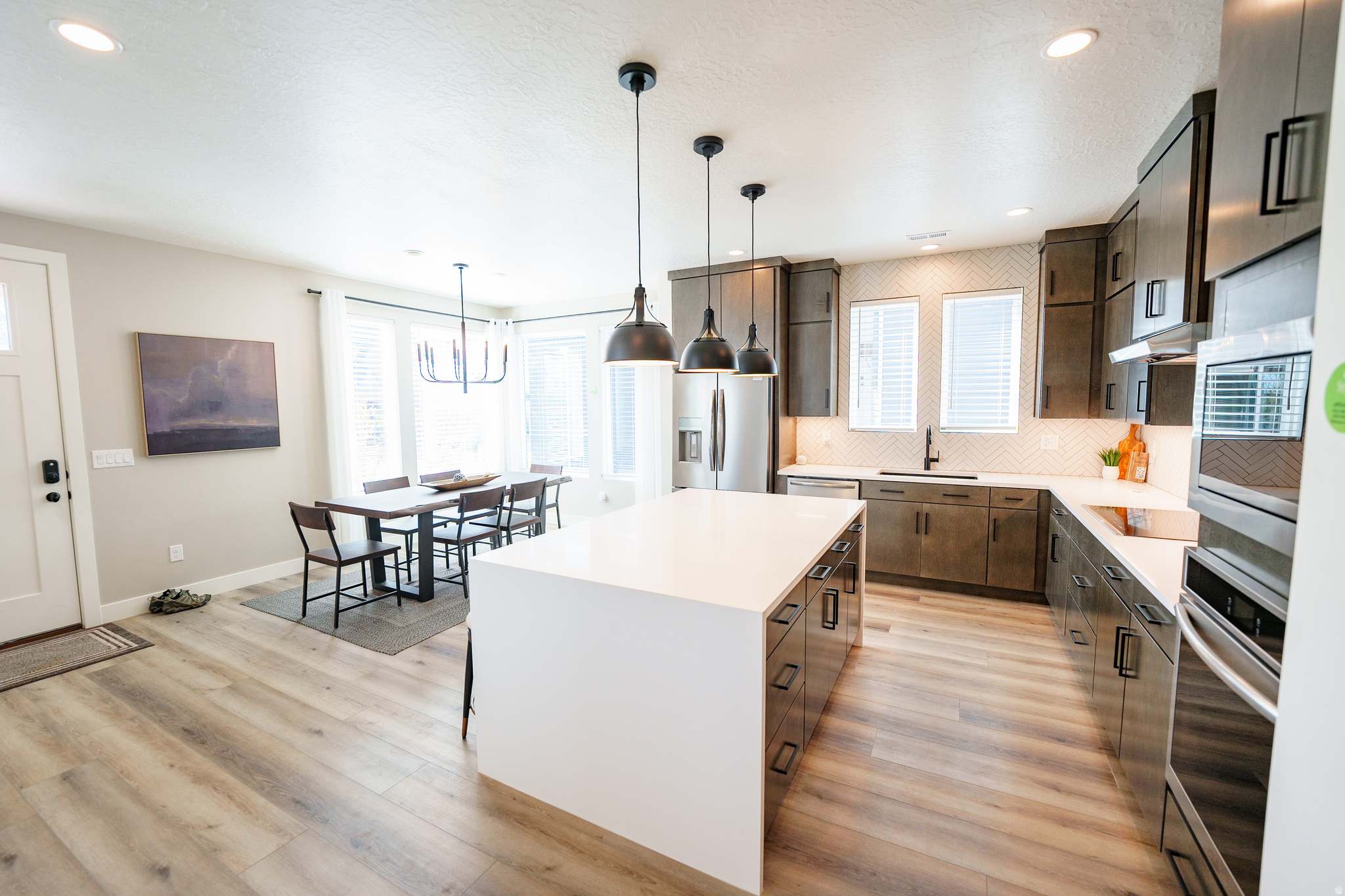 DAYBREAK - Residential