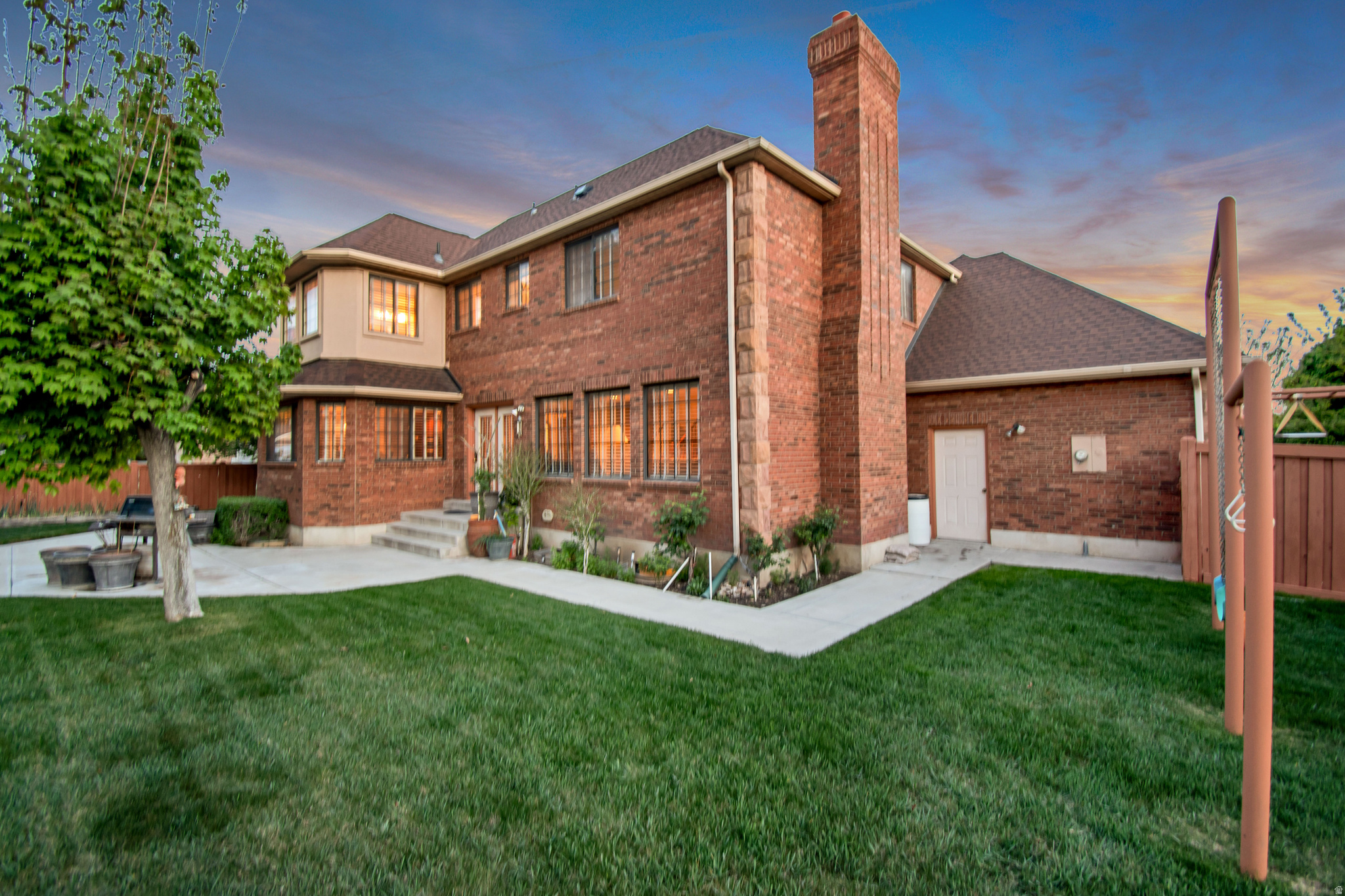 COUNTRYSIDE - Residential