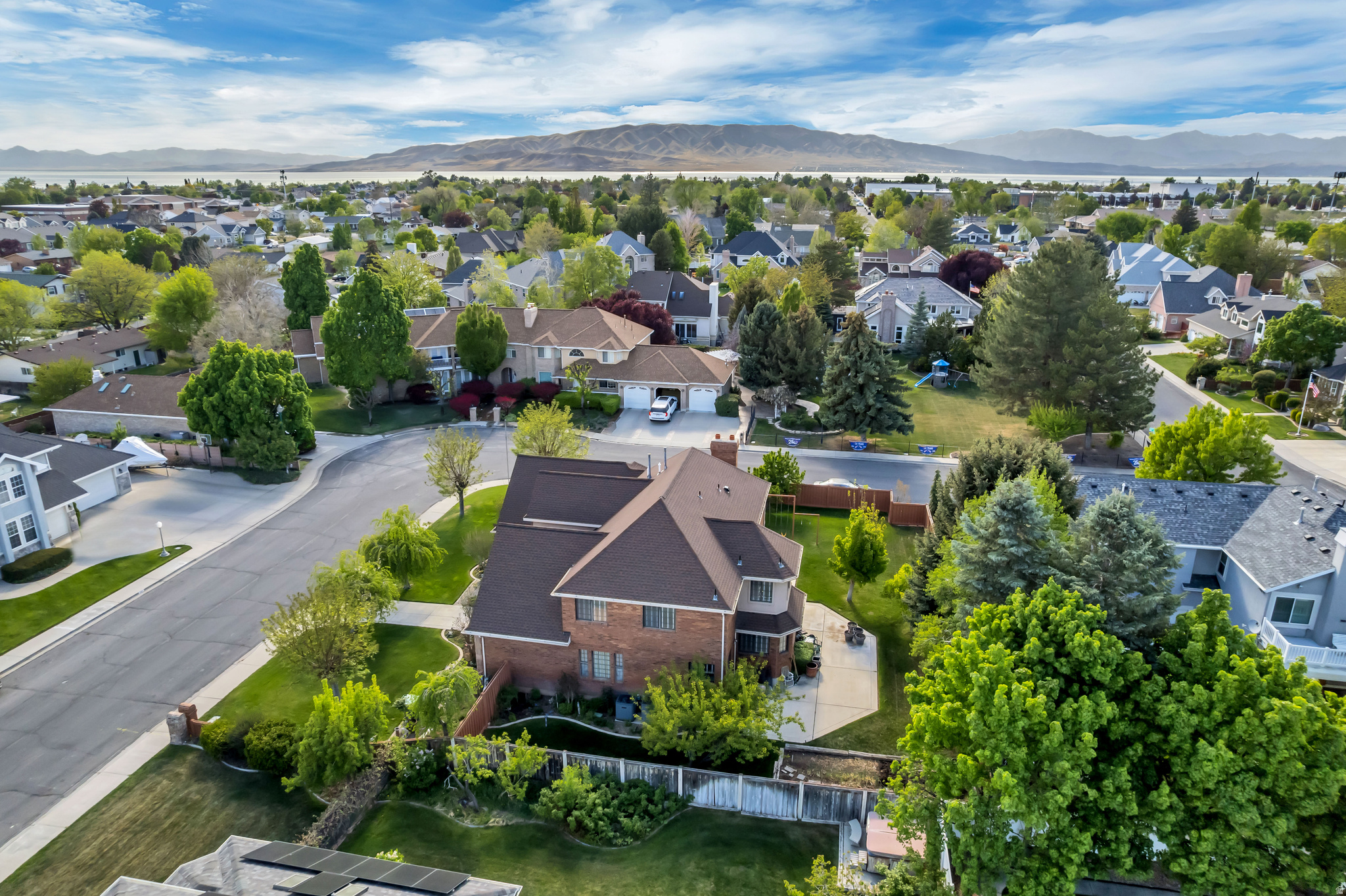 COUNTRYSIDE - Residential