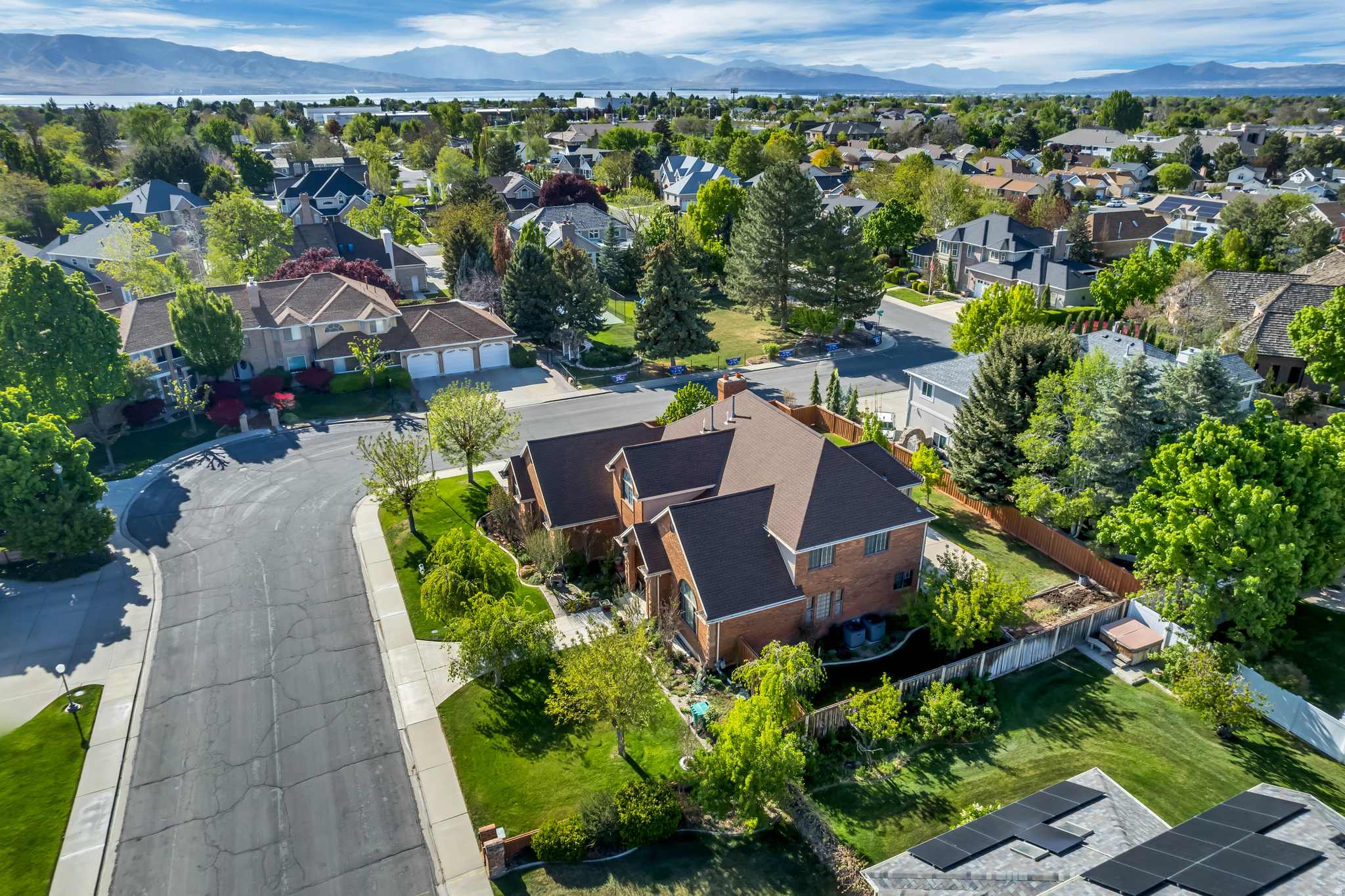 COUNTRYSIDE - Residential