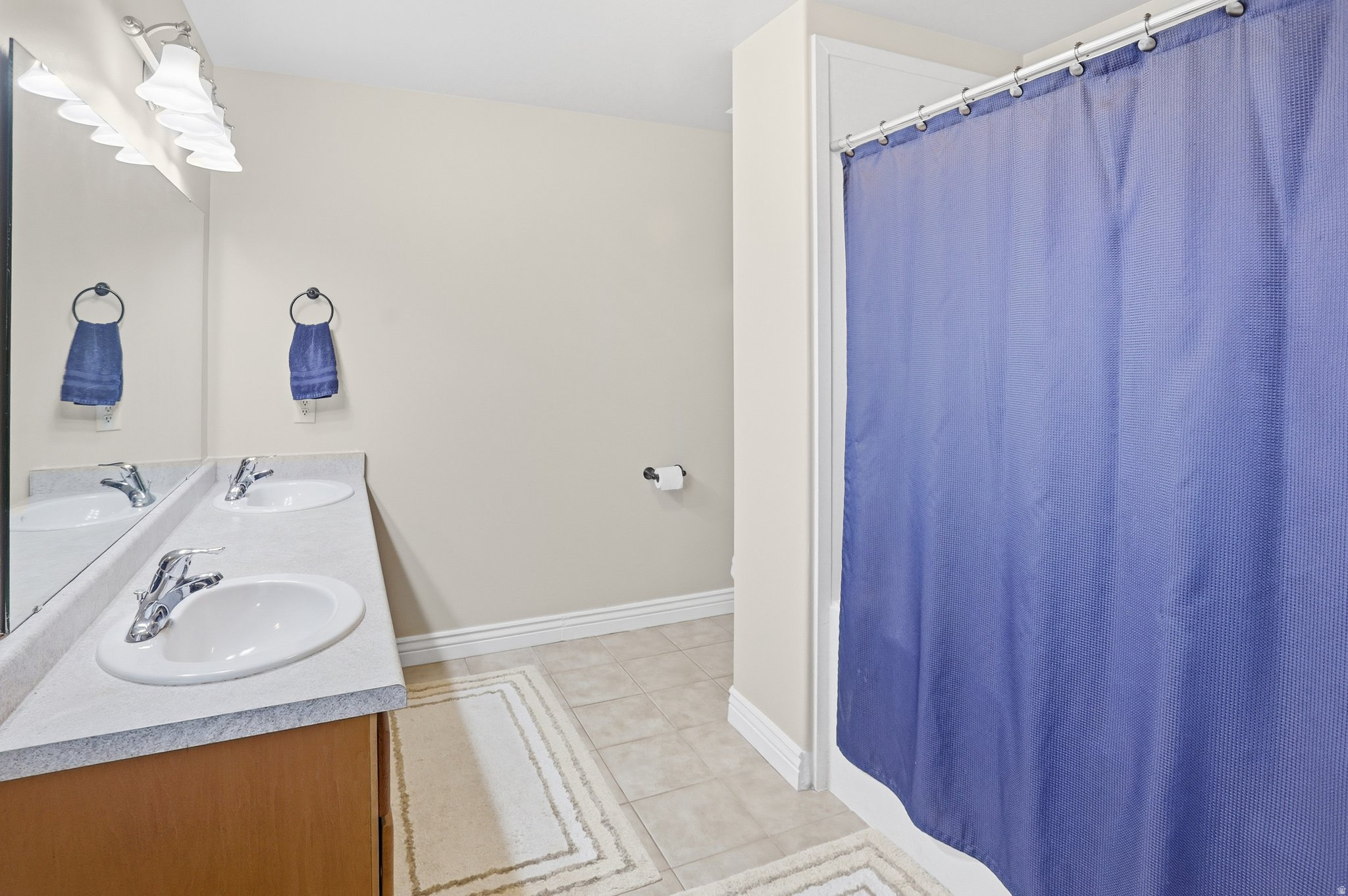 HERITAGE ESTATES - Residential