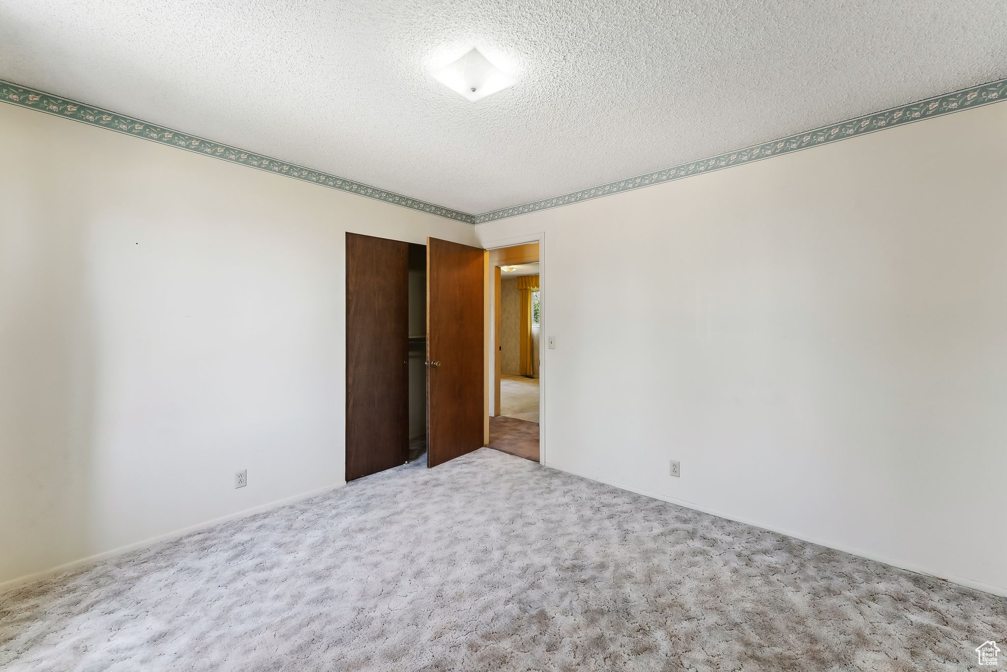 8359 S Fayeway Dr, Sandy, Utah image 35
