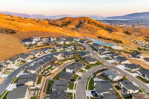 Tiny photo for 5516 N VALLEY VIEW RD, Lehi, UT 84043 (MLS # 2098764)