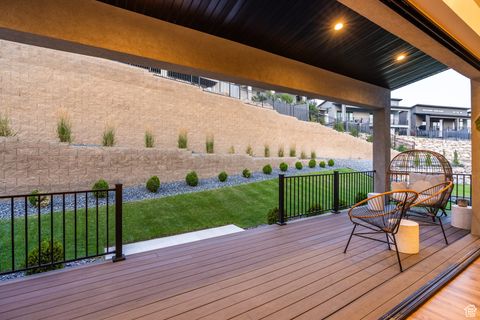 Tiny photo for 5516 N VALLEY VIEW RD, Lehi, UT 84043 (MLS # 2098764)