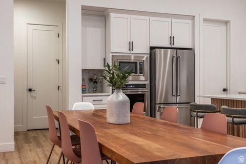 Tiny photo for 5516 N VALLEY VIEW RD, Lehi, UT 84043 (MLS # 2098764)