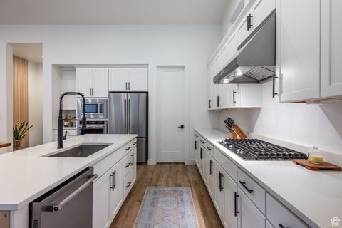 Tiny photo for 5516 N VALLEY VIEW RD, Lehi, UT 84043 (MLS # 2098764)