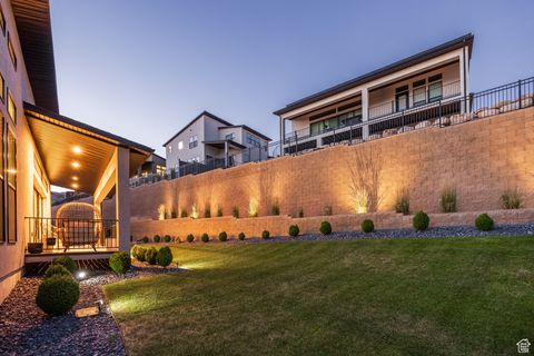Tiny photo for 5516 N VALLEY VIEW RD, Lehi, UT 84043 (MLS # 2098764)
