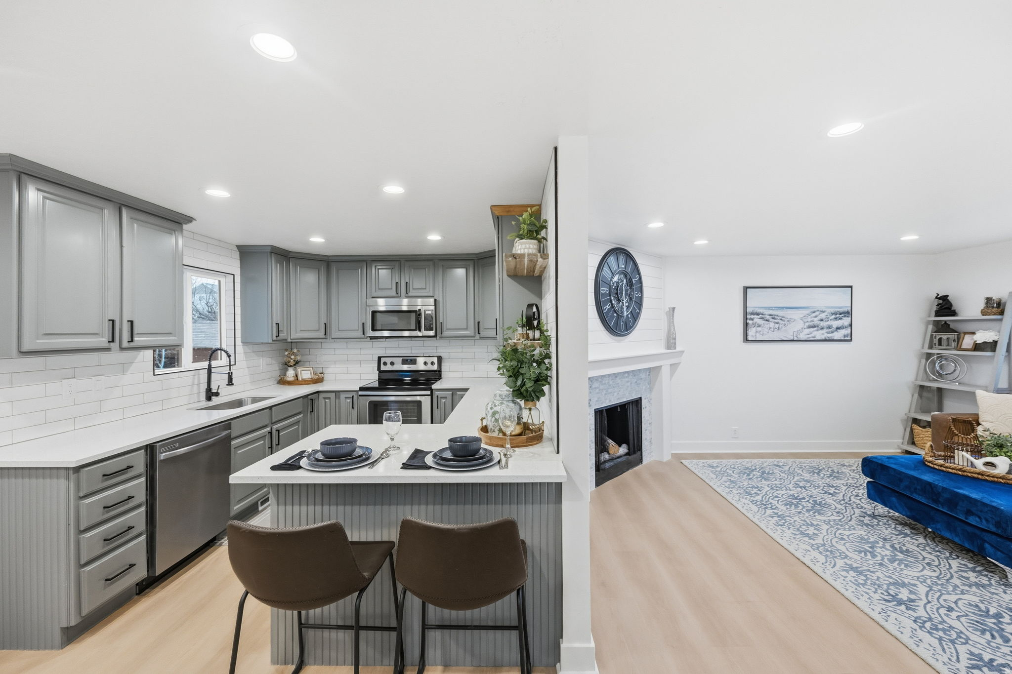 WOODLEDGE SU - Residential