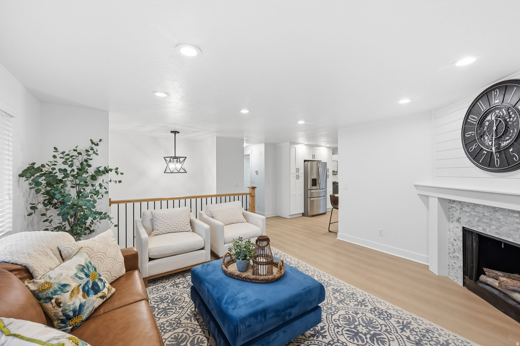 WOODLEDGE SU - Residential