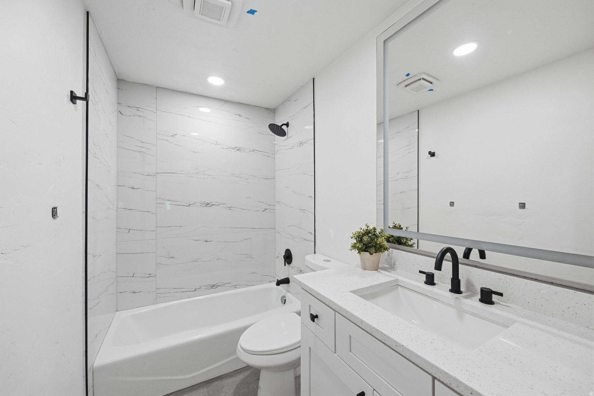 WOODLEDGE SU - Residential