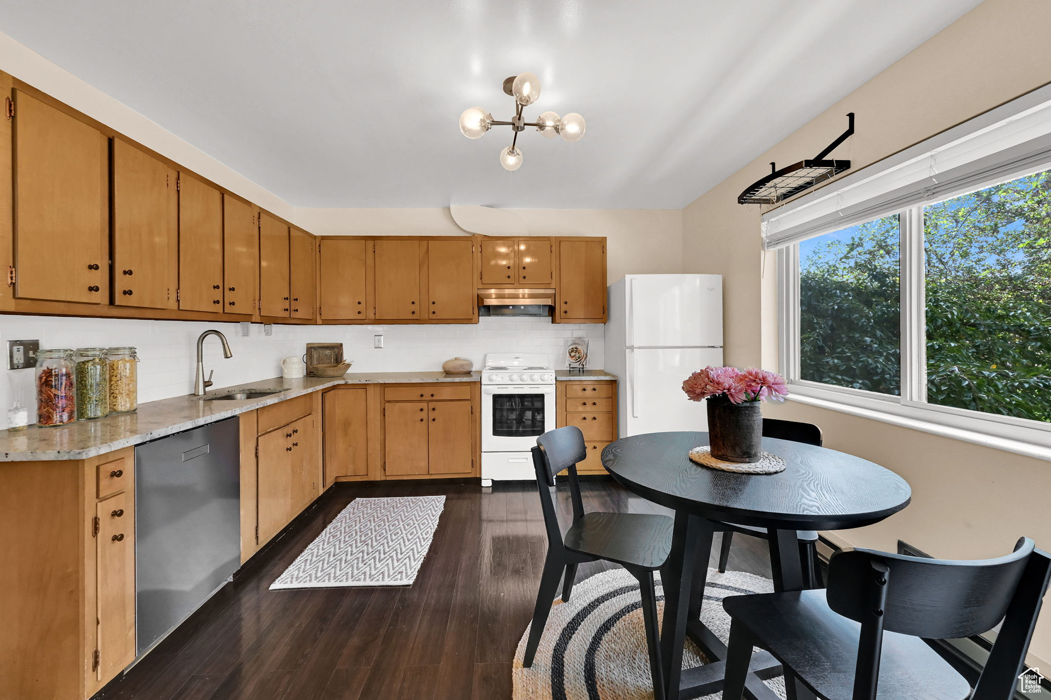 GRAYSTONE - Residential