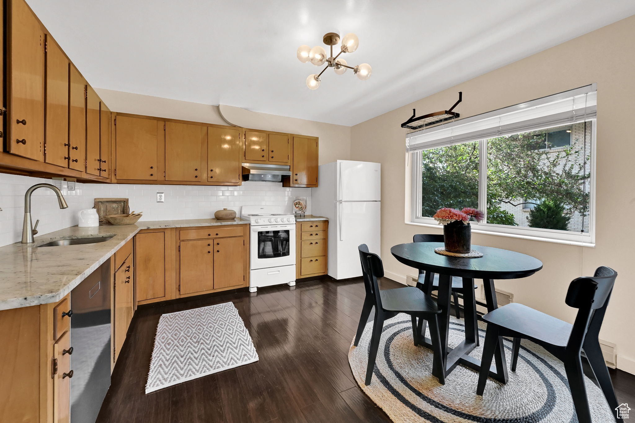 GRAYSTONE - Residential