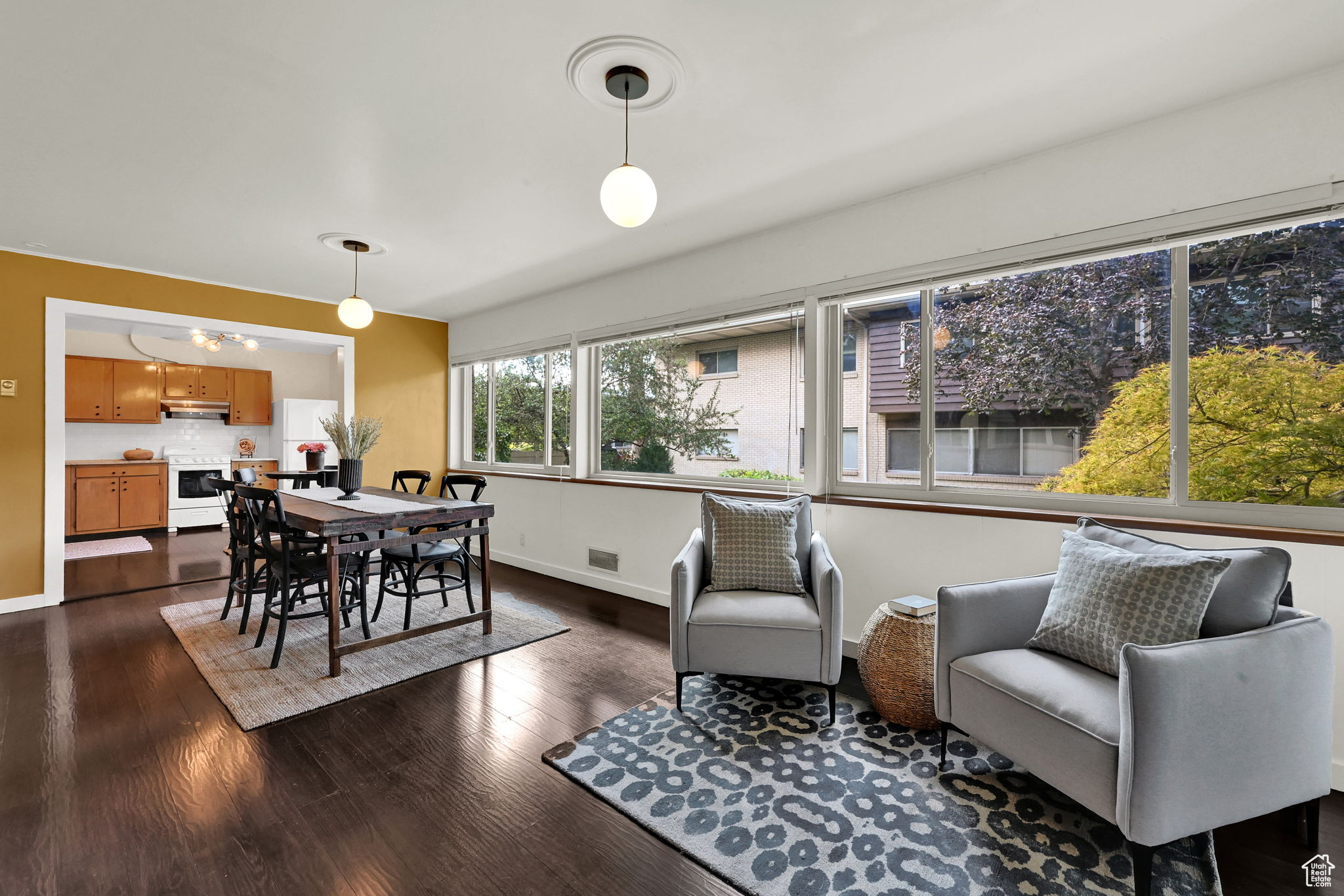 GRAYSTONE - Residential