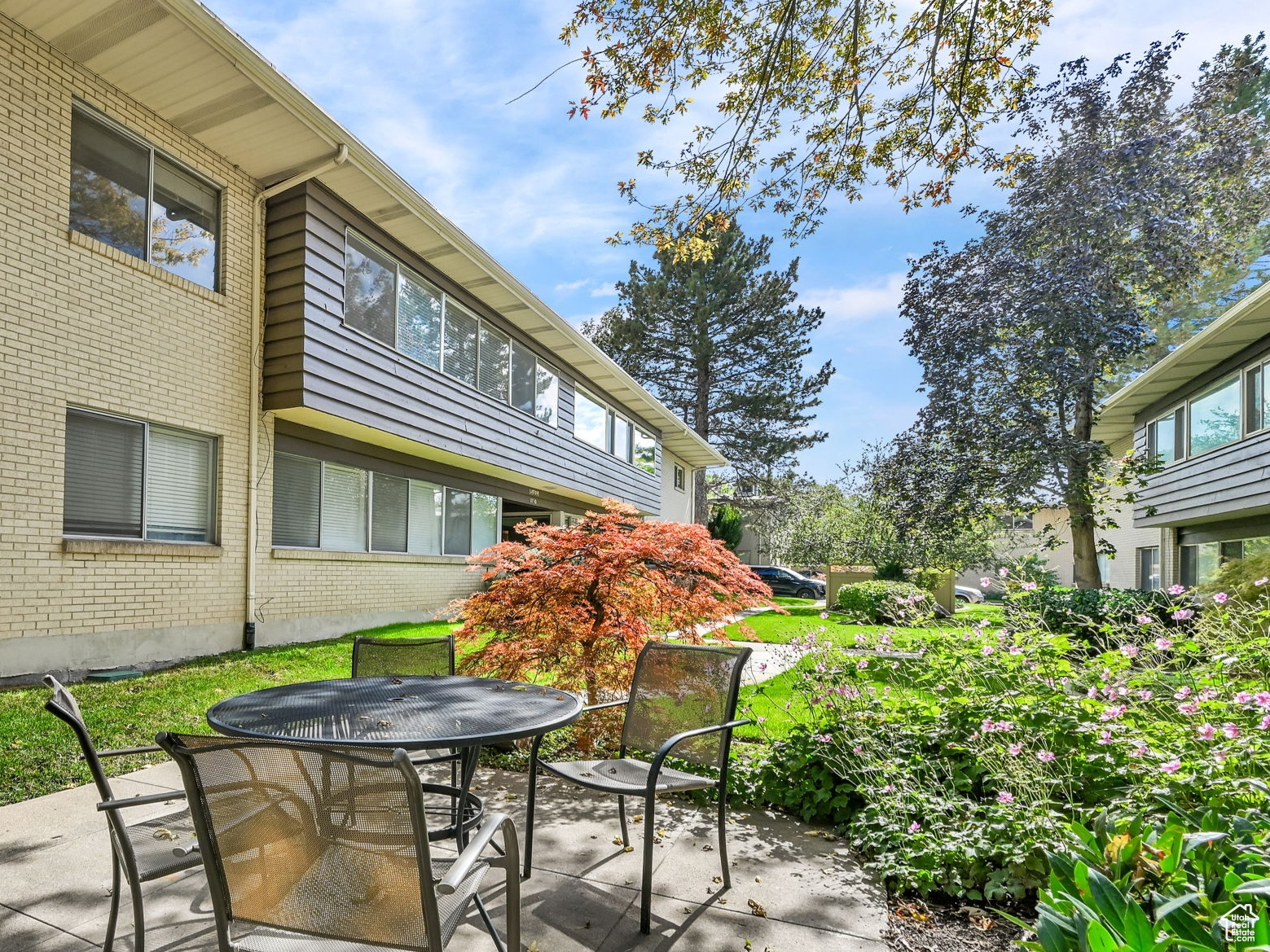 GRAYSTONE - Residential