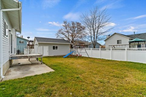 Tiny photo for 2273 N 1975 E, Layton, UT 84040 (MLS # 2127145)