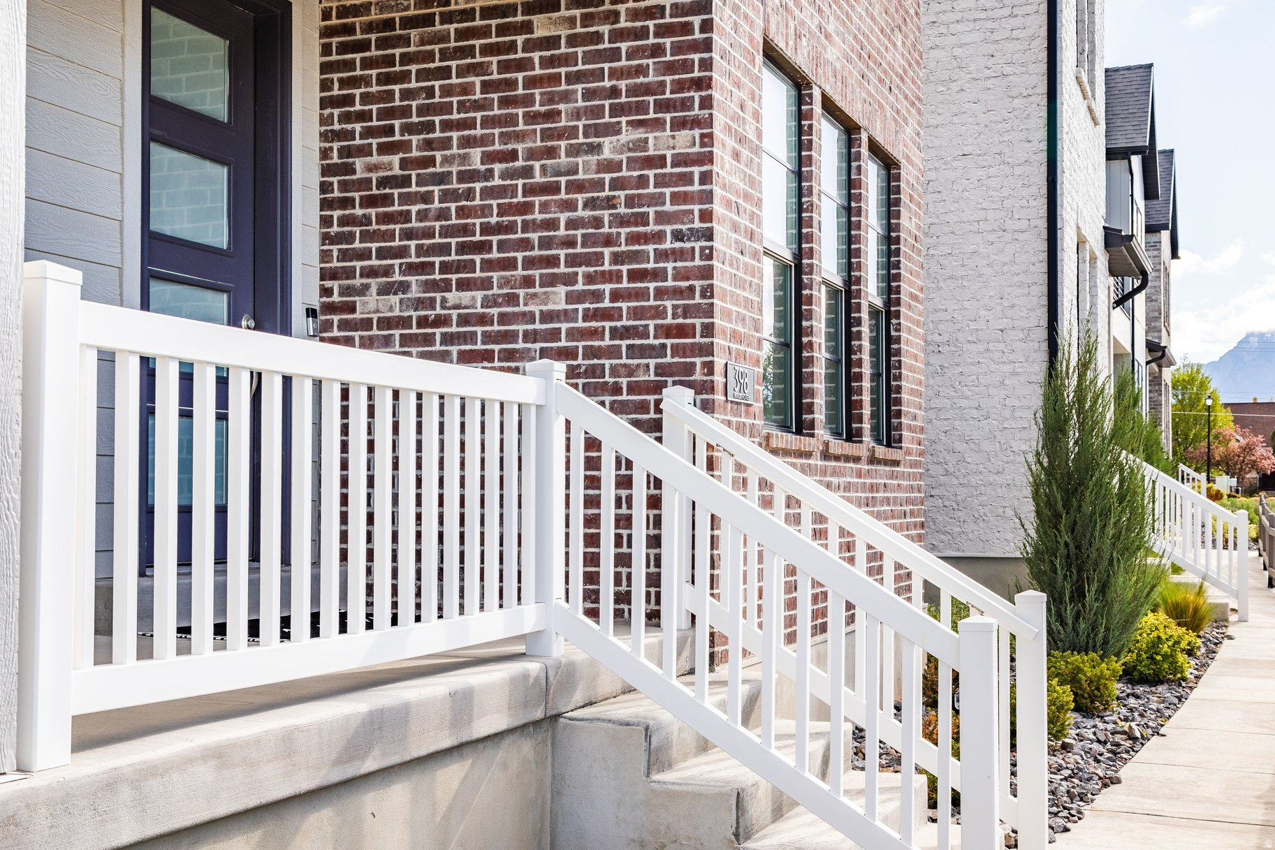 PARKVIEW COTTAGES - Residential