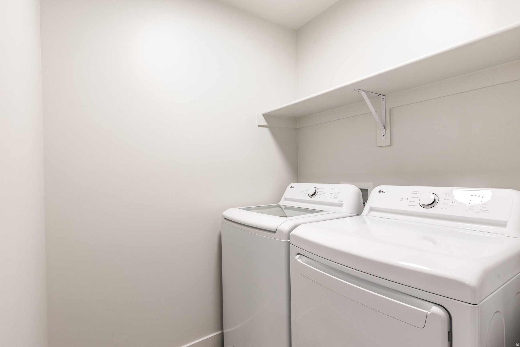 PARKVIEW COTTAGES - Residential