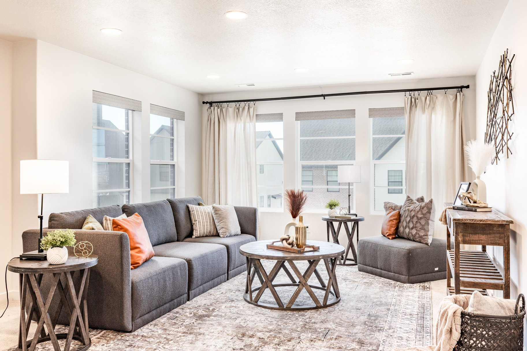 PARKVIEW COTTAGES - Residential