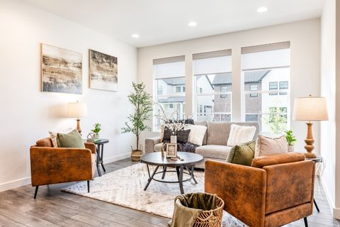 Tiny photo for 398 W 3050 N, Lehi, UT 84043 (MLS # 2148539)