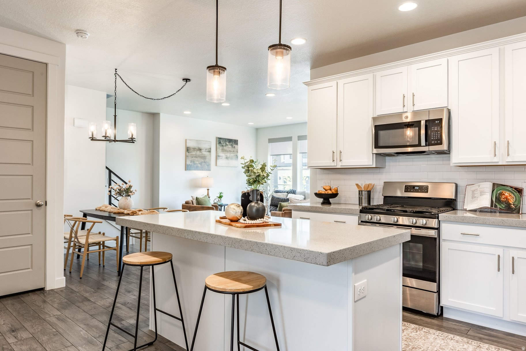 PARKVIEW COTTAGES - Residential