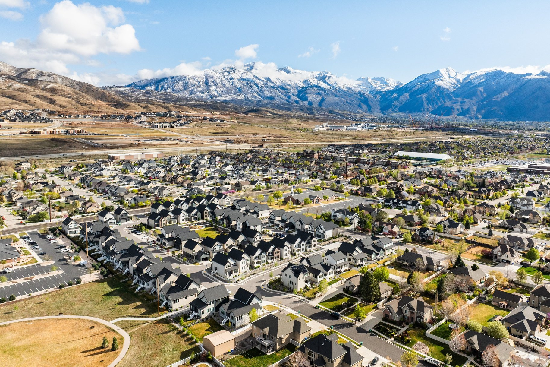 PARKVIEW COTTAGES - Residential