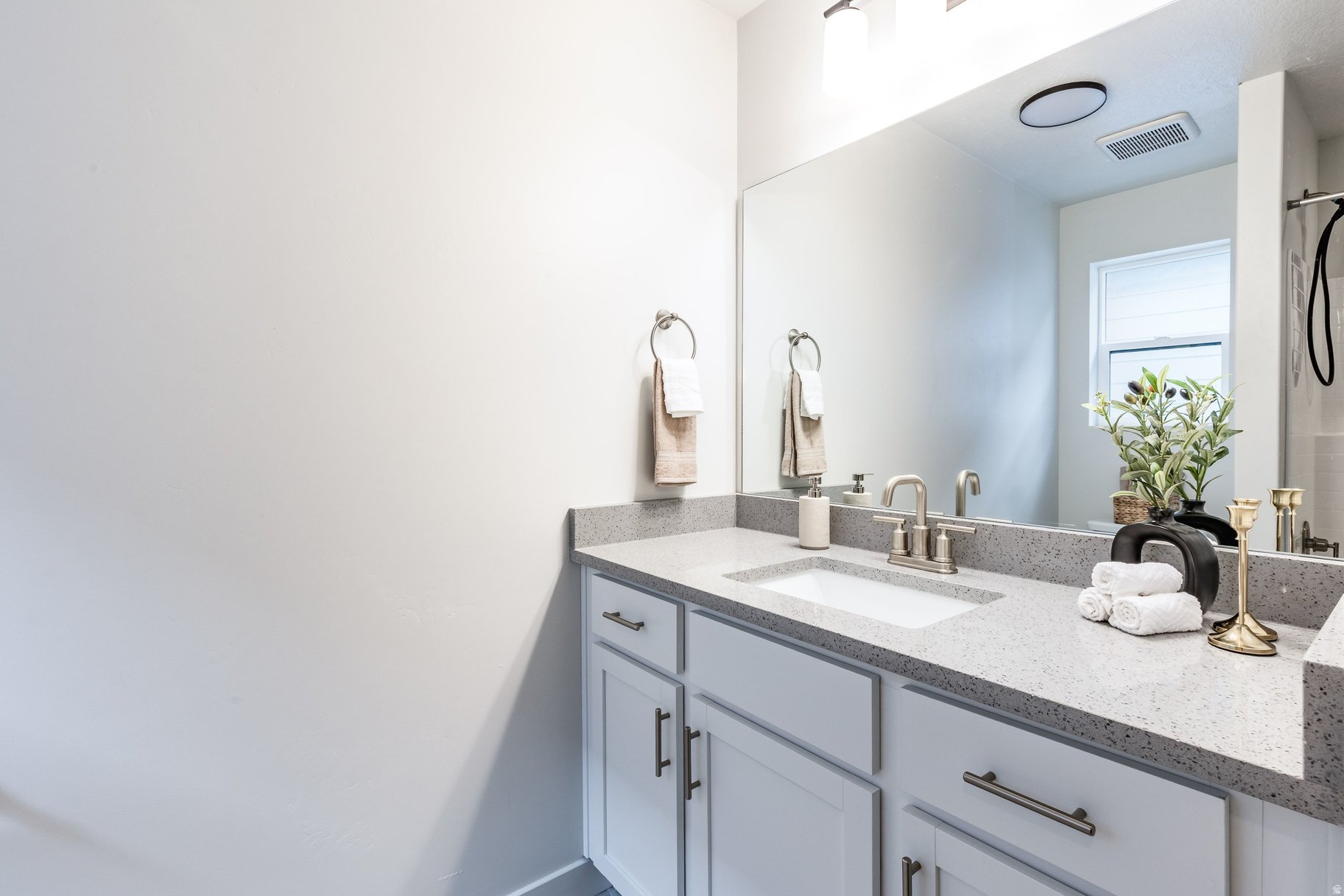 PARKVIEW COTTAGES - Residential