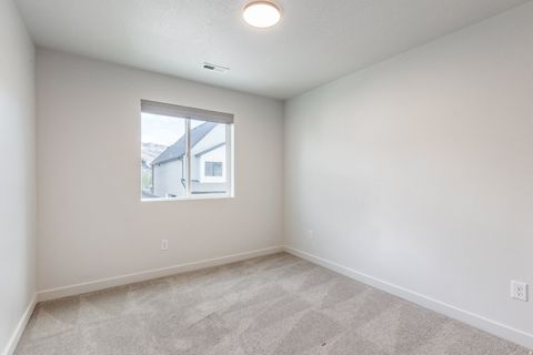 Tiny photo for 398 W 3050 N, Lehi, UT 84043 (MLS # 2148539)