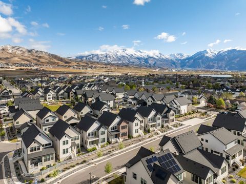 Tiny photo for 398 W 3050 N, Lehi, UT 84043 (MLS # 2148539)