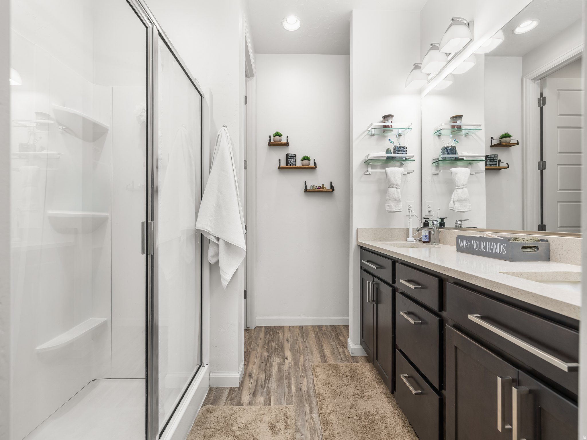 MINERS GROVE - Residential