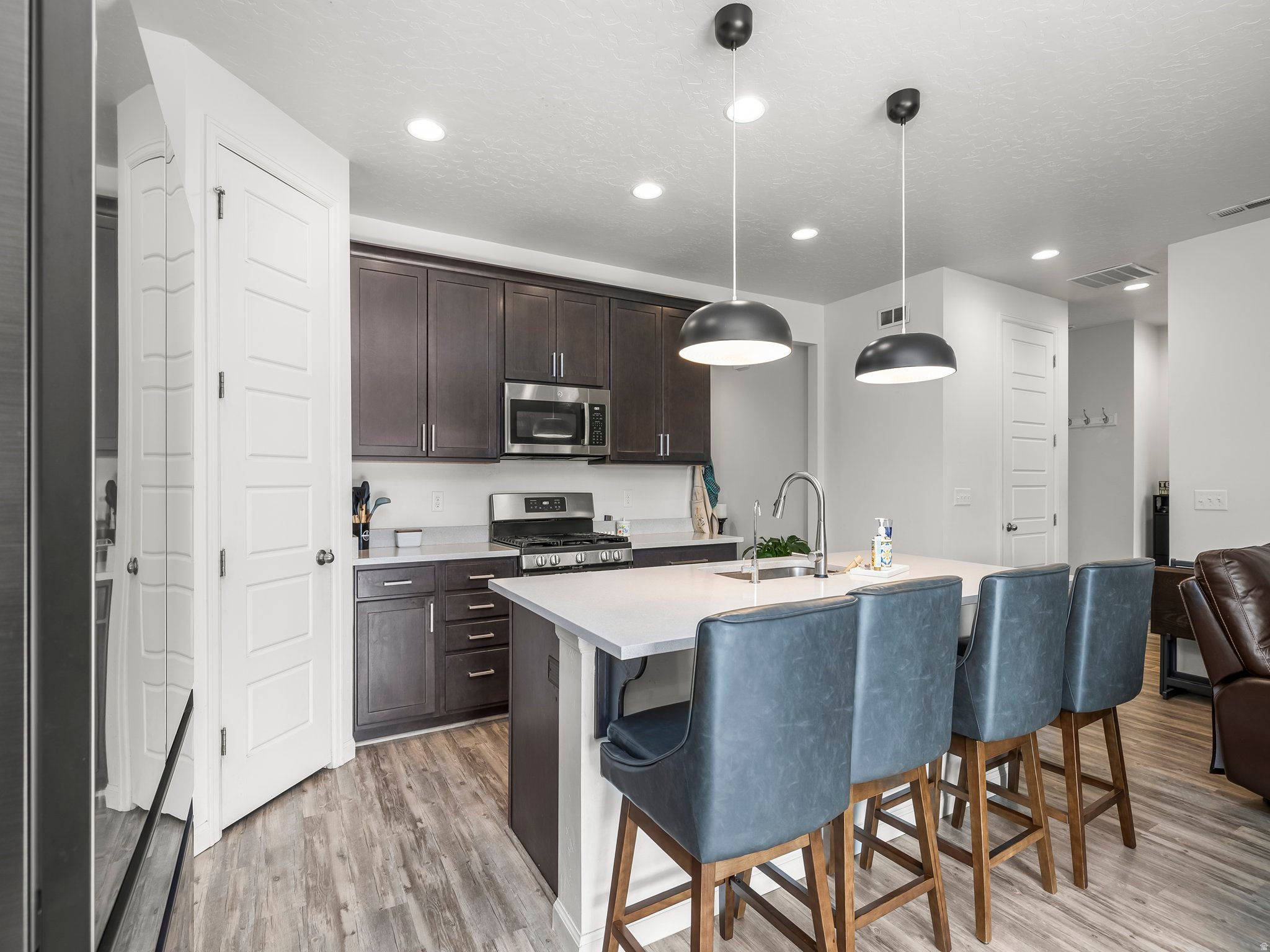 MINERS GROVE - Residential