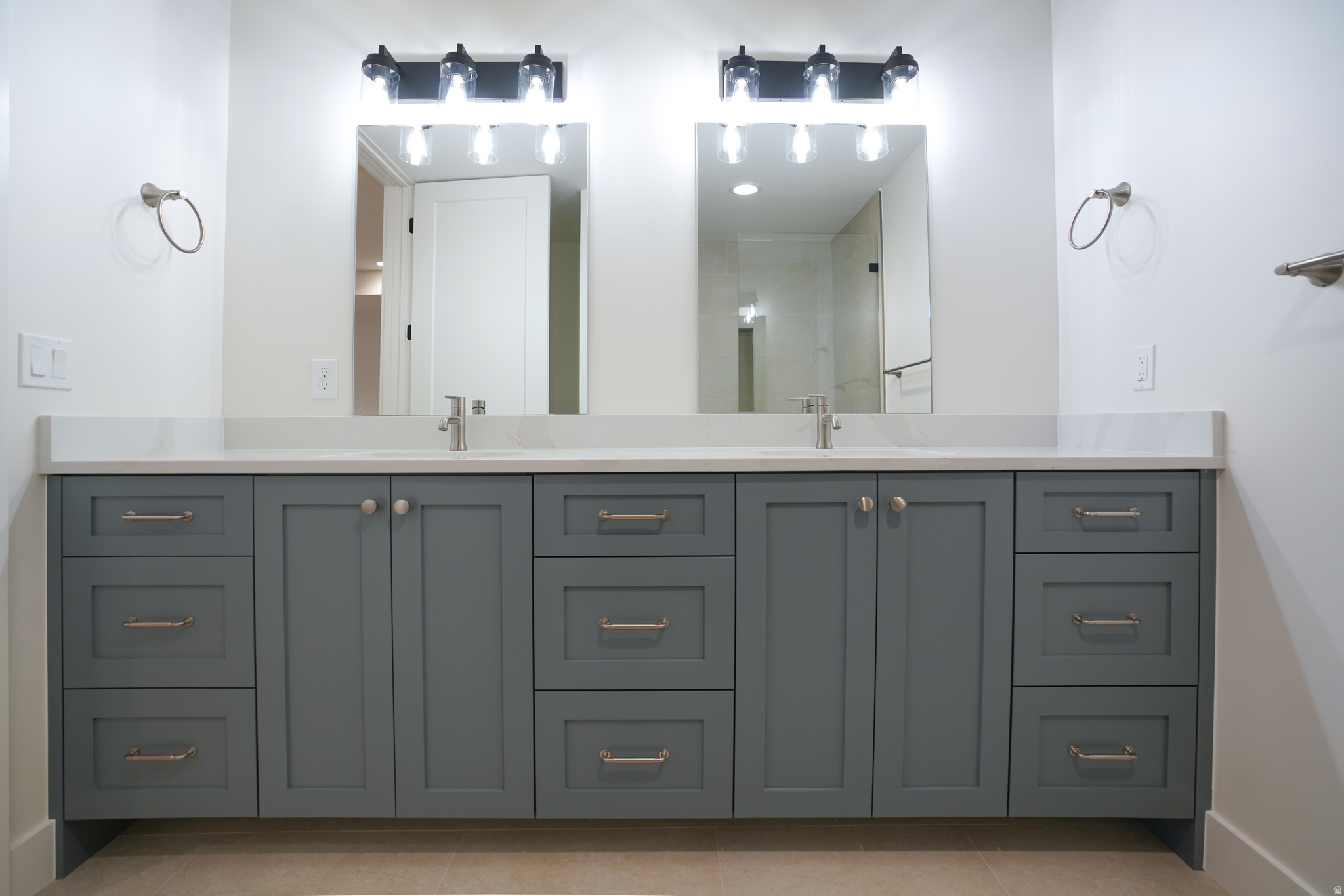 TIMBER LAKES - Residential