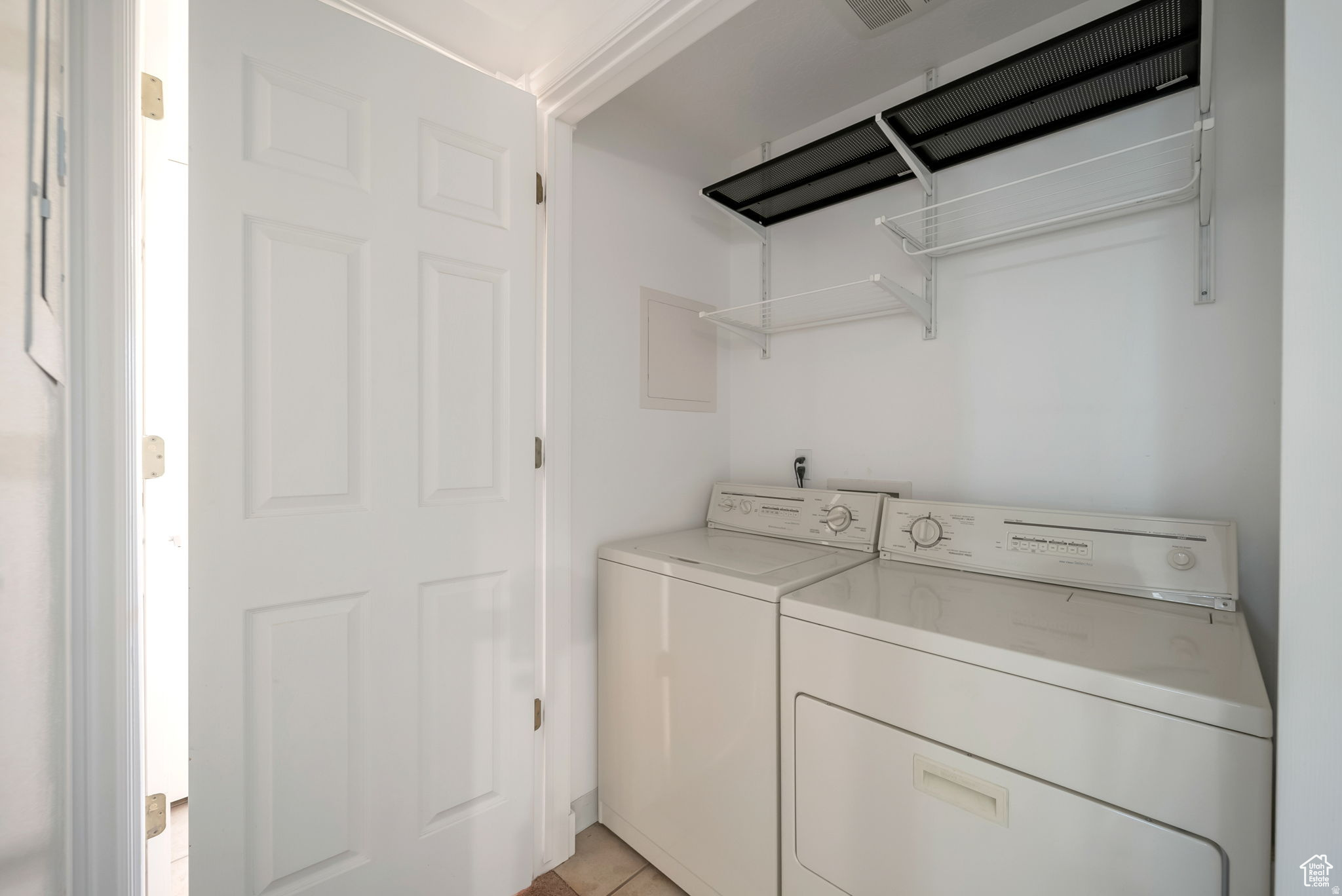 FIVE STAR CONDO - Residential