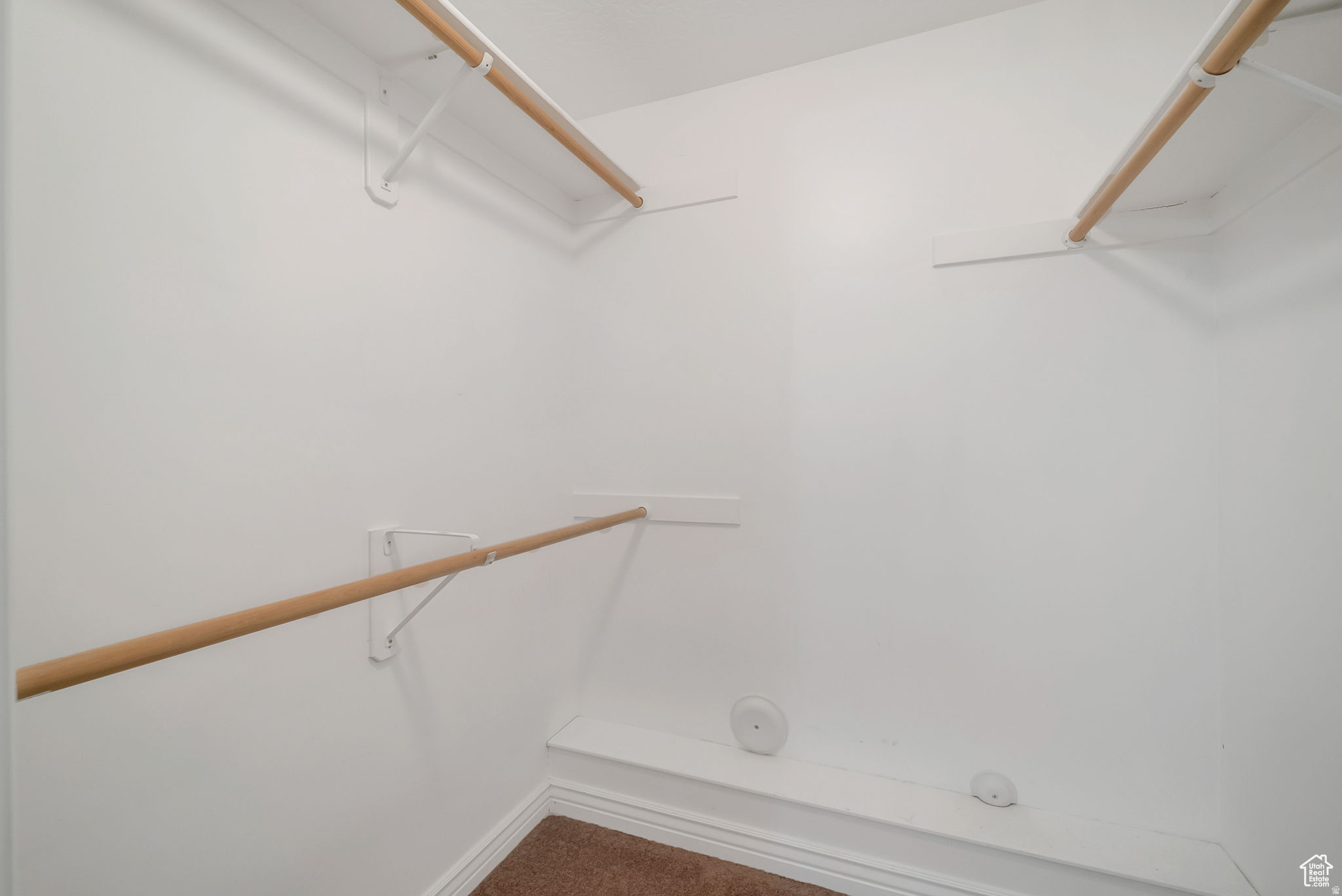 FIVE STAR CONDO - Residential