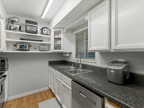 Tiny photo for 5677 S ASPEN CT E, South Ogden, UT 84403 (MLS # 2179220)