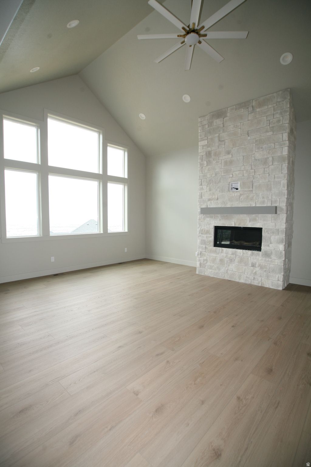 Photo of 635 E MOUNTAIN RD N, North Ogden, UT 84414 (MLS # 2169067)
