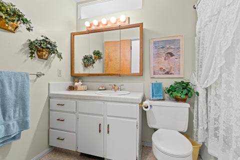 Tiny photo for 703 EMERALD DR, Bountiful, UT 84010 (MLS # 2176493)