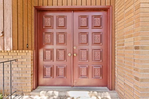 Tiny photo for 703 EMERALD DR, Bountiful, UT 84010 (MLS # 2176493)