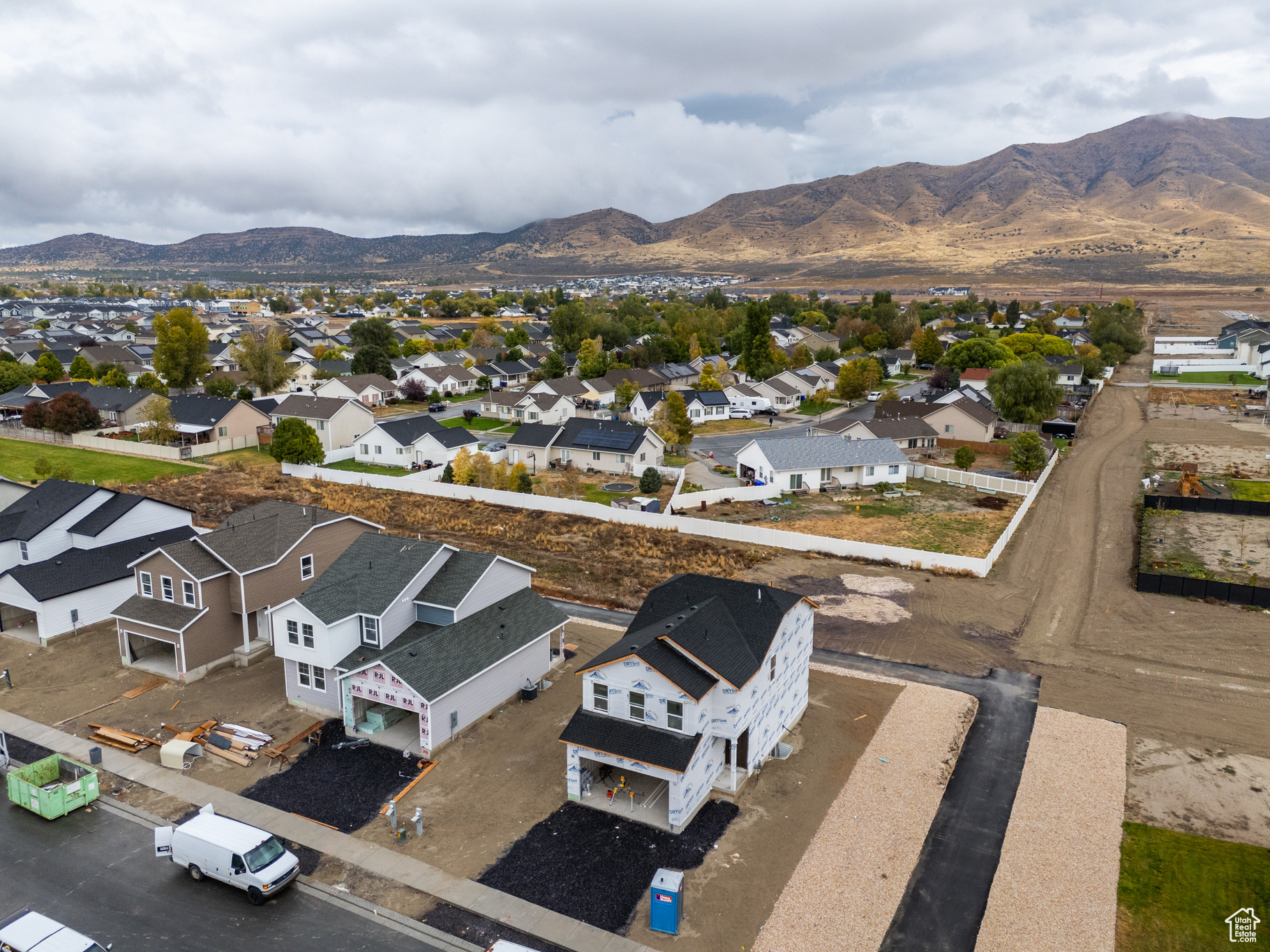 3524 N Finch Ln, Eagle Mountain, Utah image 31