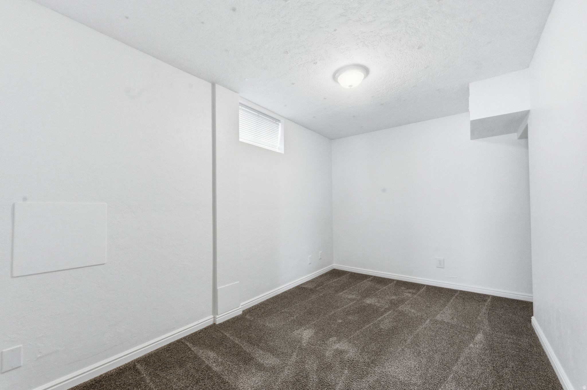 MIT-DEL ESTATES - Residential