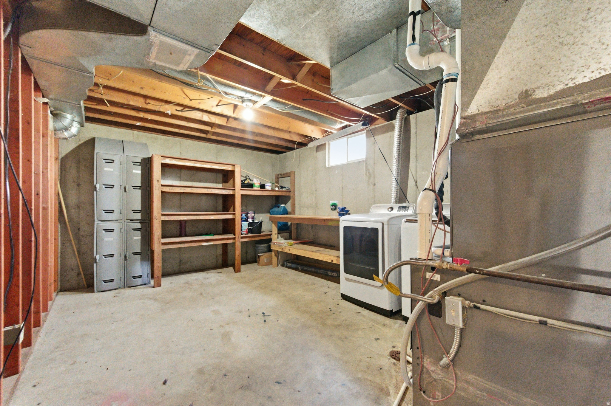 MIT-DEL ESTATES - Residential