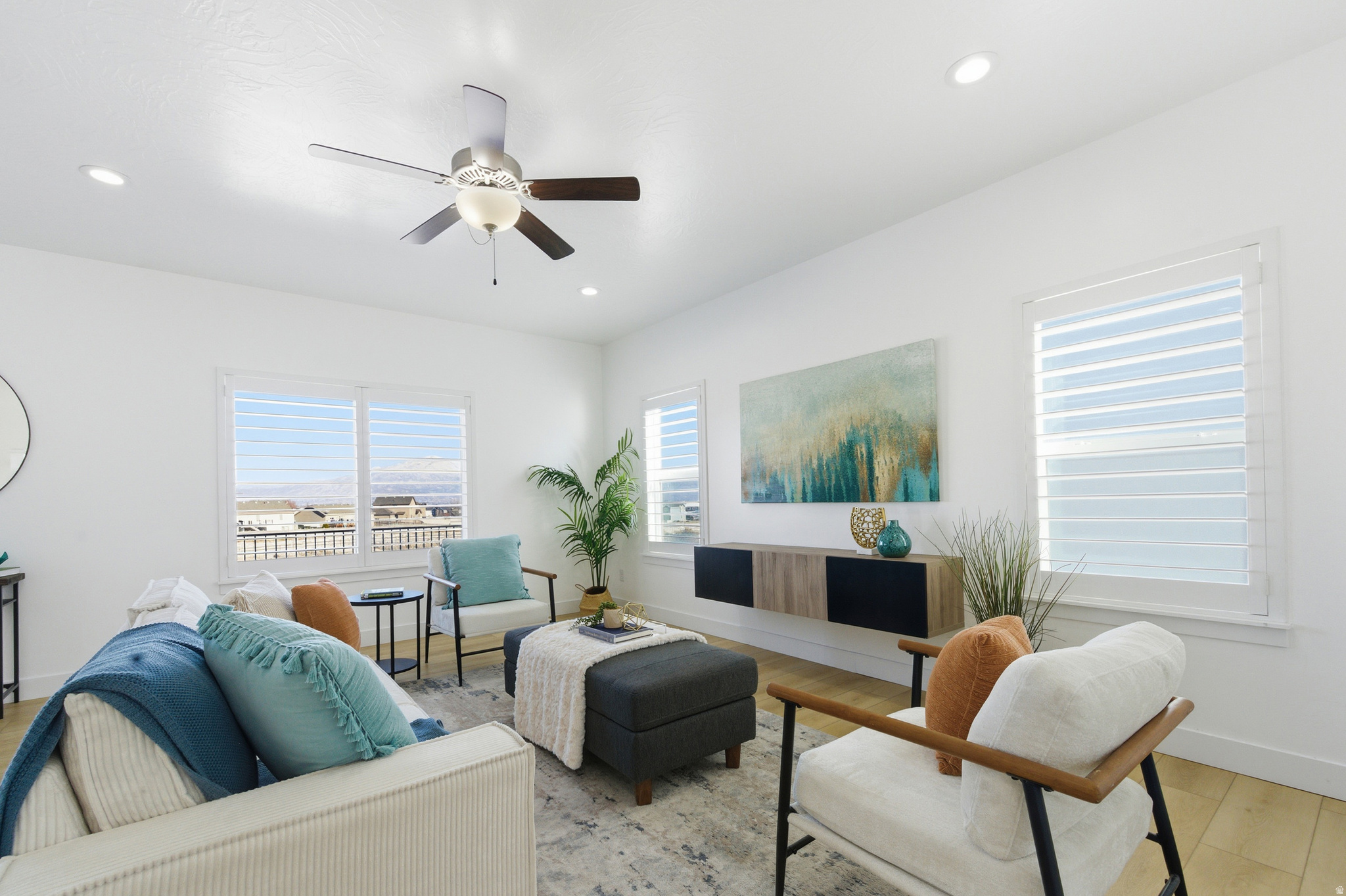 SILVERLAKE - Residential