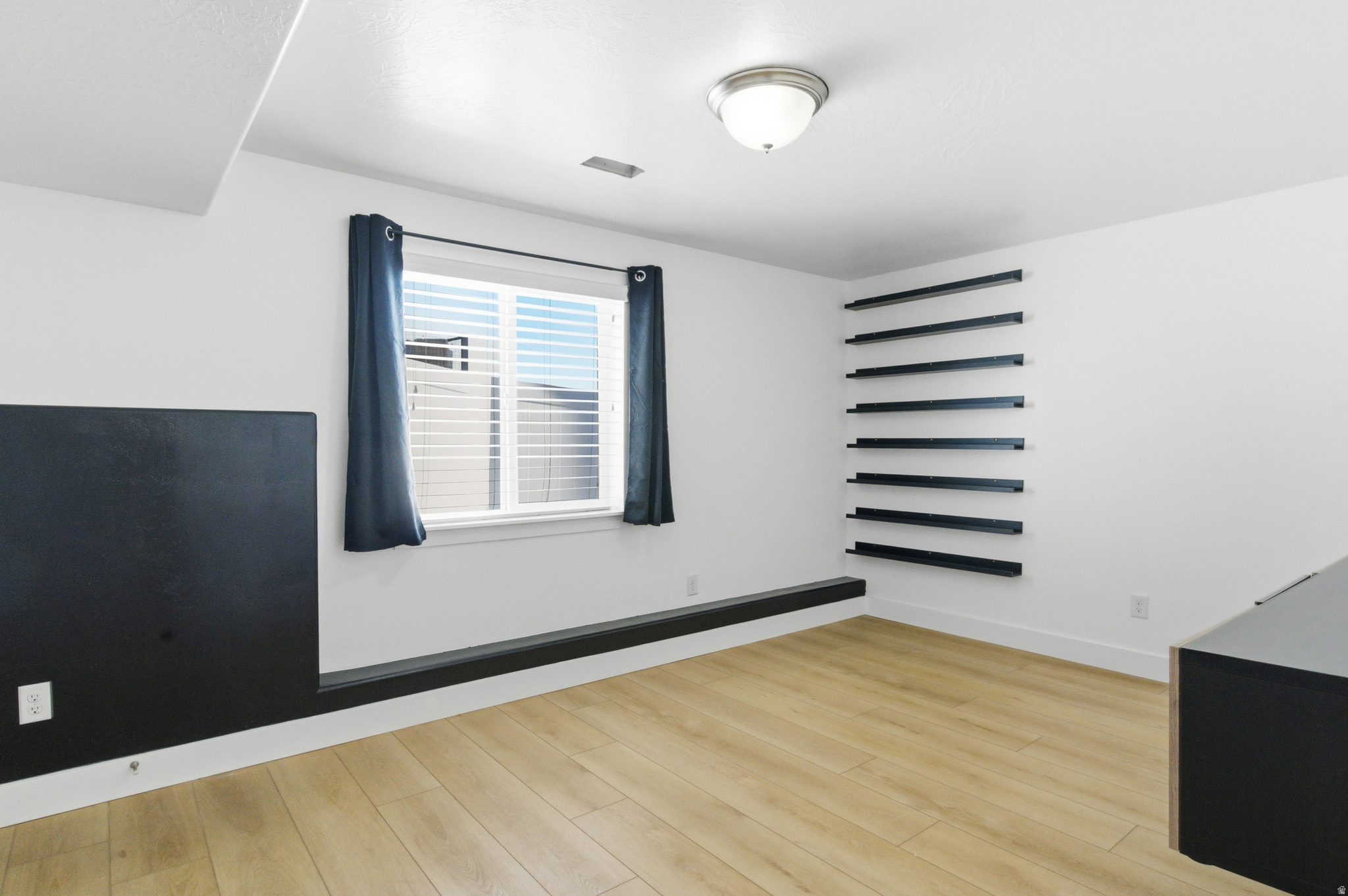 SILVERLAKE - Residential